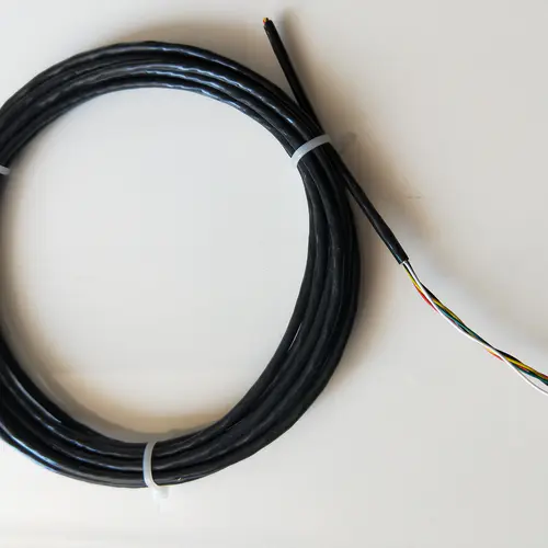 Fluid blocking cable