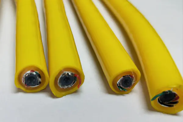 Los cables y alambres especiales tienden a estar estandarizados.