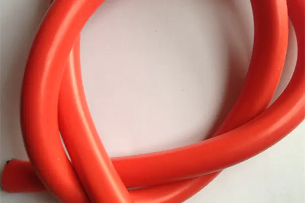 ¿Cuáles son las ventajas y características de los cables de alambre especiales?
